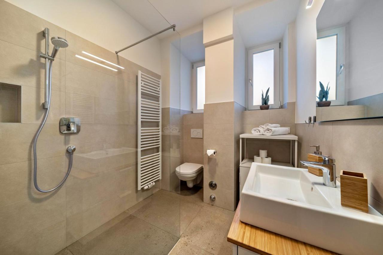 Central Suite Meran Экстерьер фото